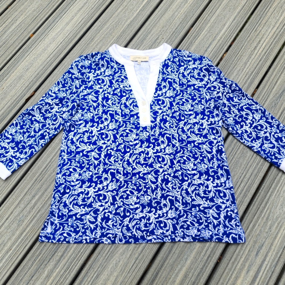 L blue/white scroll top